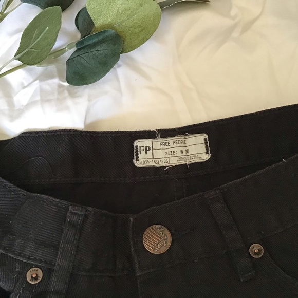 Free People black denim short - Picture 2 of 5